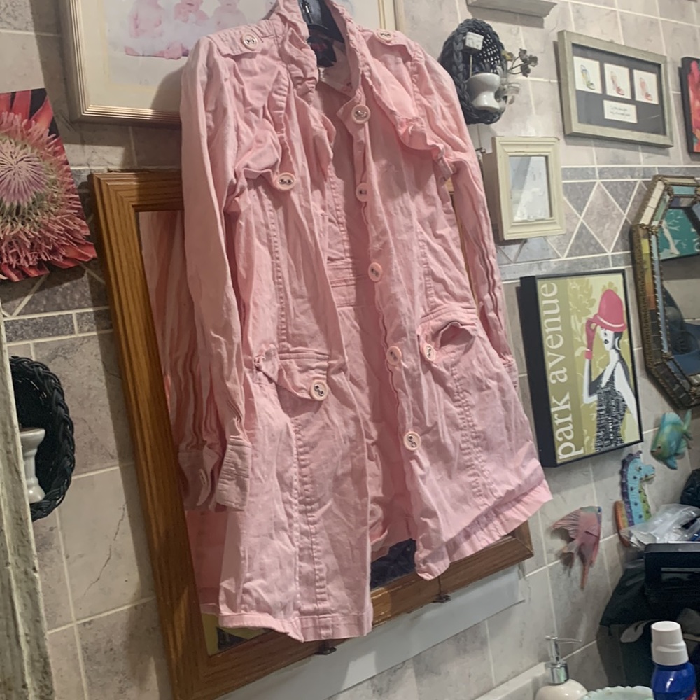 Dollhouse jacket - Picture 2 of 12